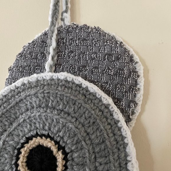 Dress Shape Dish Towel, Handmade Crochet Pot Holder, Crochet Set Towel Potholder - Picture 10 of 11